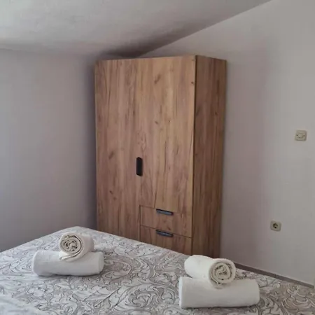 Dana Apartment