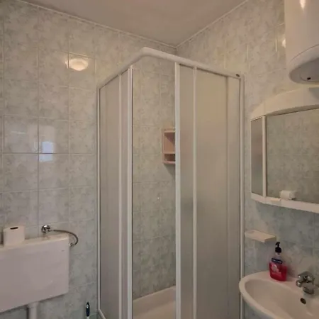 Appartamento Dana Srima